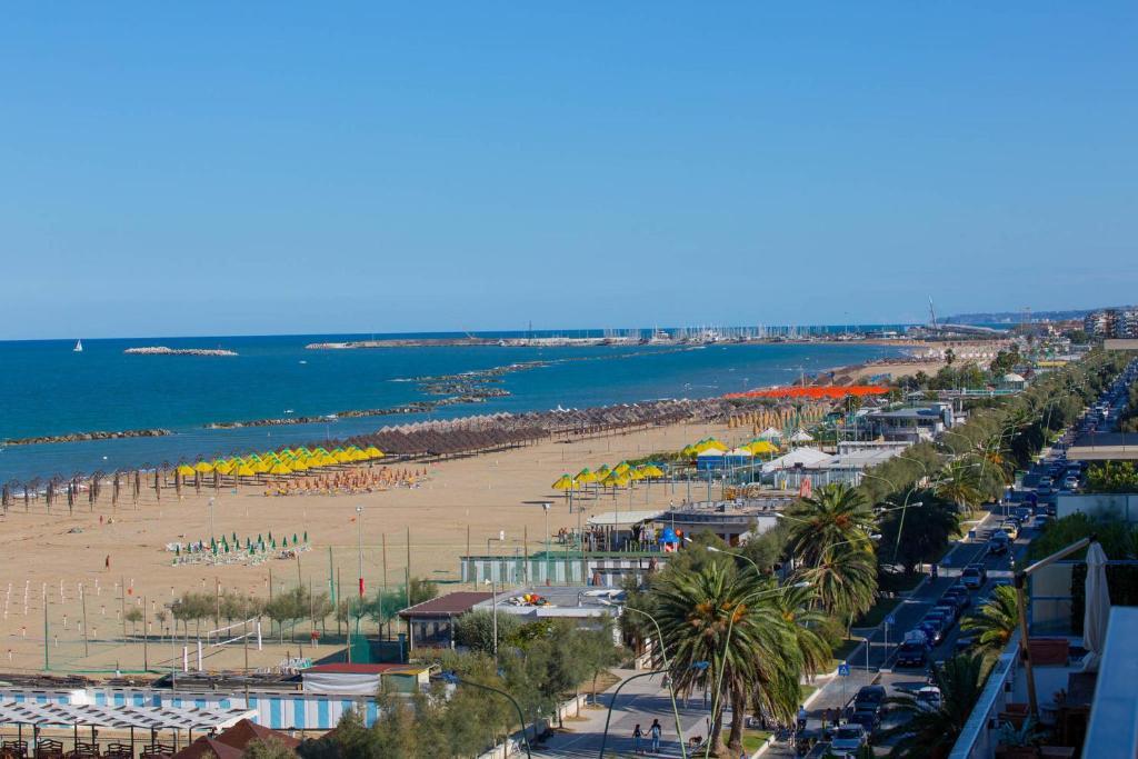 Hotel Maja Pescara Exterior foto